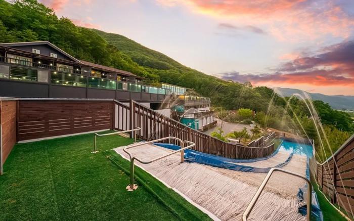 Haneulchae Kids Pool Villa