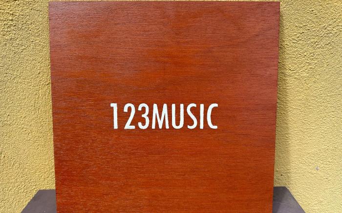 123MUSIC (Izusan Music)