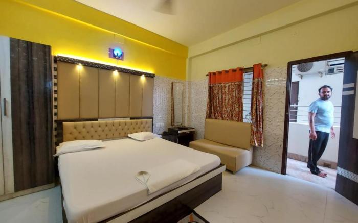 Hindusthan Inn - On Beach