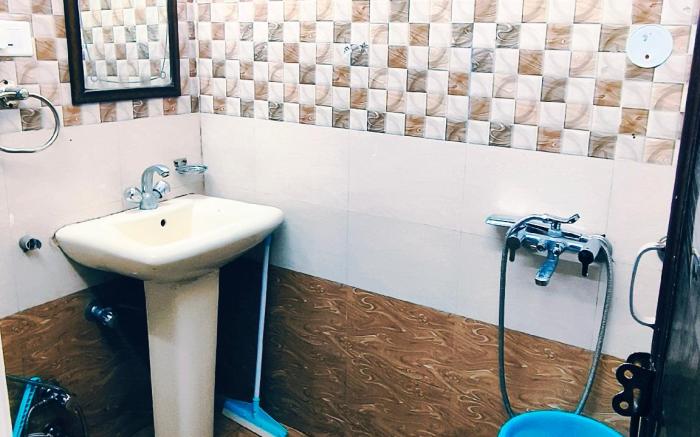 HOTEL HOLIDAY PLAZA DALHOUSIE