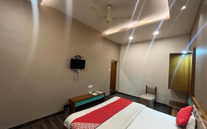 HOTEL RAGHUPATI 