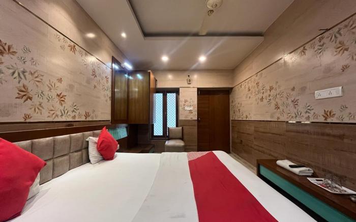HOTEL RAGHUPATI 