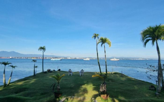 Casa G private beachfront 