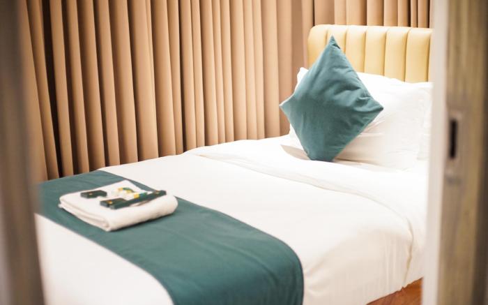 Perfect for back packer, student or long staying.
