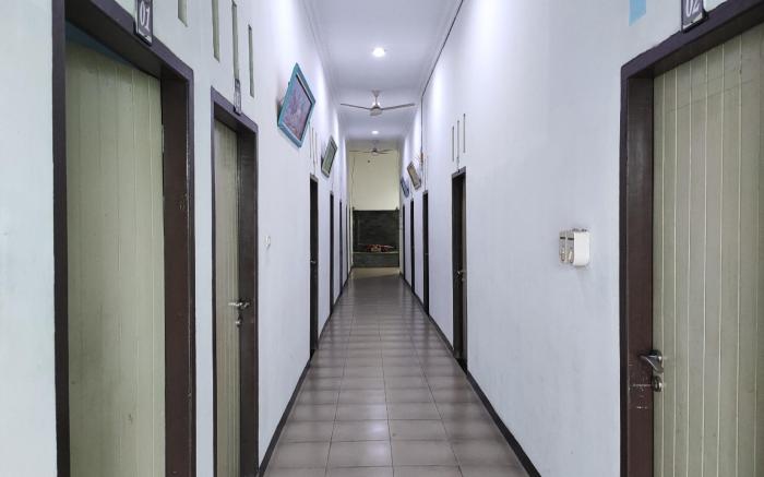 RedDoorz Syariah near Universitas Batanghari Jambi