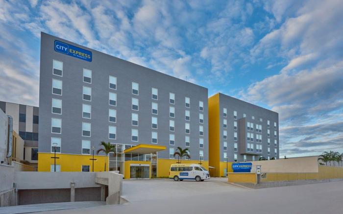 City Express by Marriott Cancun Aeropuerto