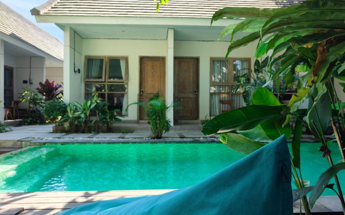 Manuver Jimbaran Surf and Stay