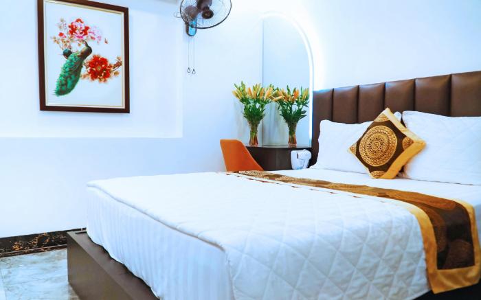 Queen hotel 2 - Van Phu