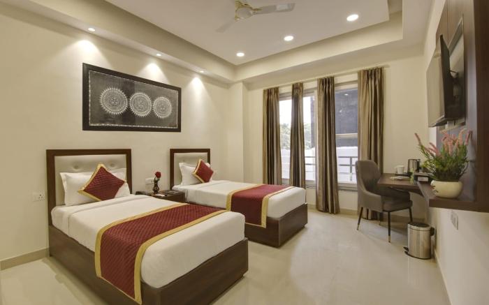 Hotel La Mirage Noida