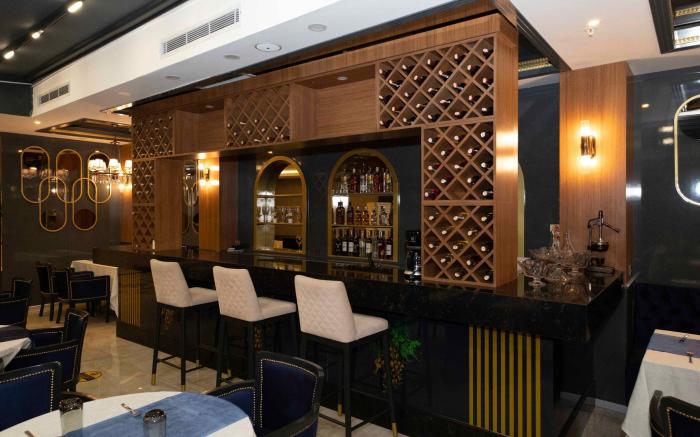 leslion luxury hotel