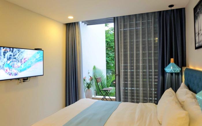 Lovely Room Oceanami Resort Queen Bed with Balcony