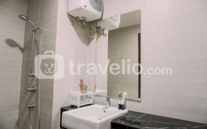 Homey and Warm Studio at West Vista By Travelio