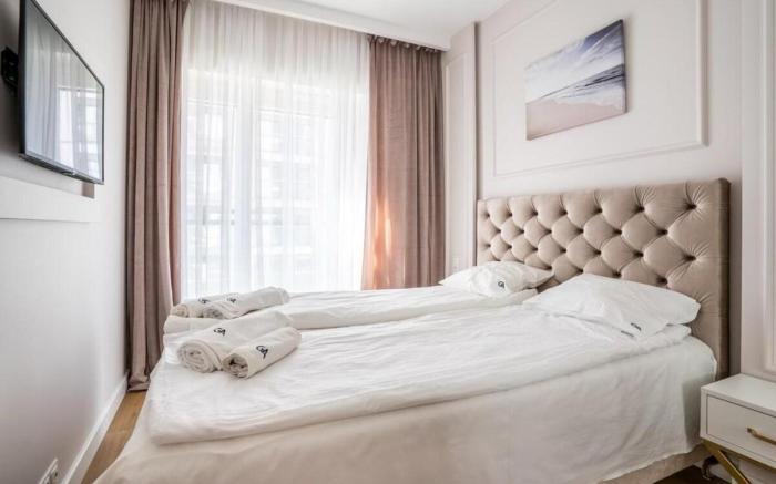 Golden Apartments Warsaw - Mennica Residence