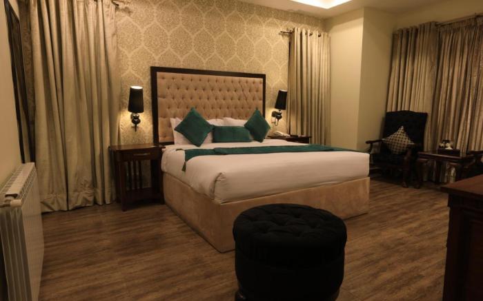 Bella Hotel 