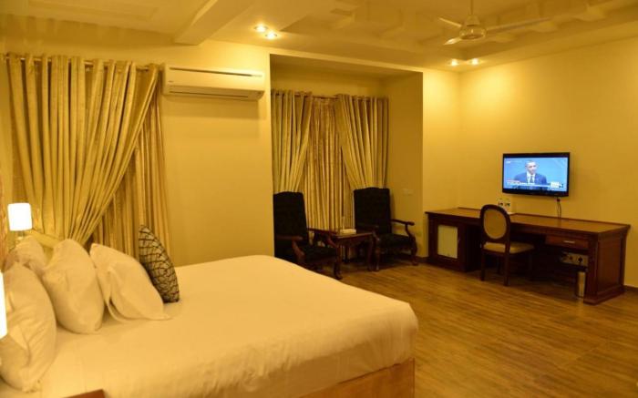 Bella Hotel 