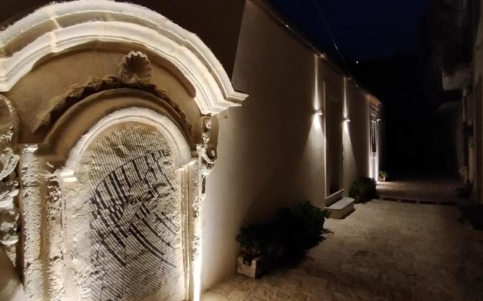 IBLA ROOMS