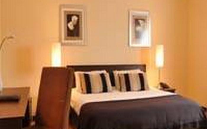 Broadfield Hotels Apo Residence
