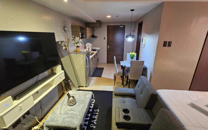 The Nesting Lounge Two at Monte Carlo Residenze