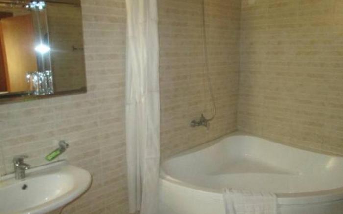 Gombe Jewel Hotel