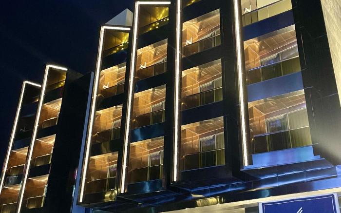 Luel Hotel