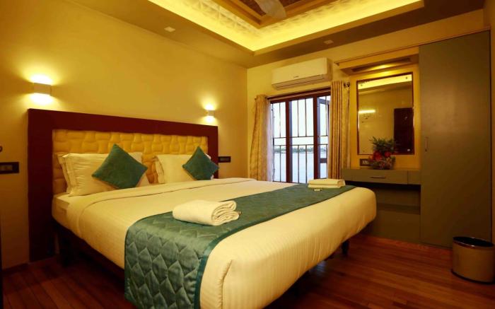 Giya Houseboats