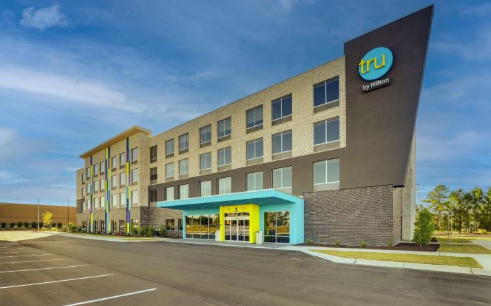 Tru by Hilton Leland Wilmington