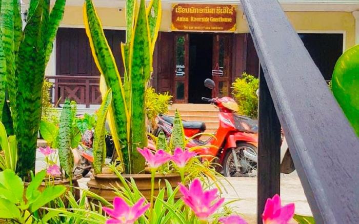 Anisa Mekong Riverside Villa