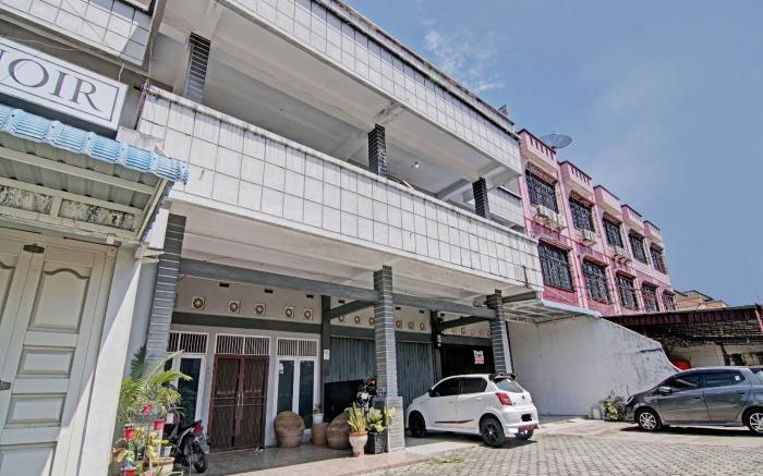 OYO 93325 Bagus Jaya Syariah