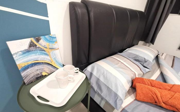 Menjalara/ Kepong/ Desapark -Master Room+Bath