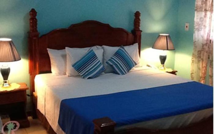 Rayon Hotel
