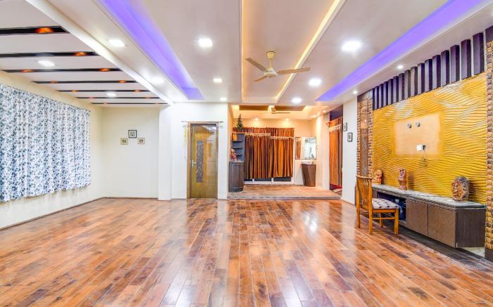 Hotel O The Luxury Palace