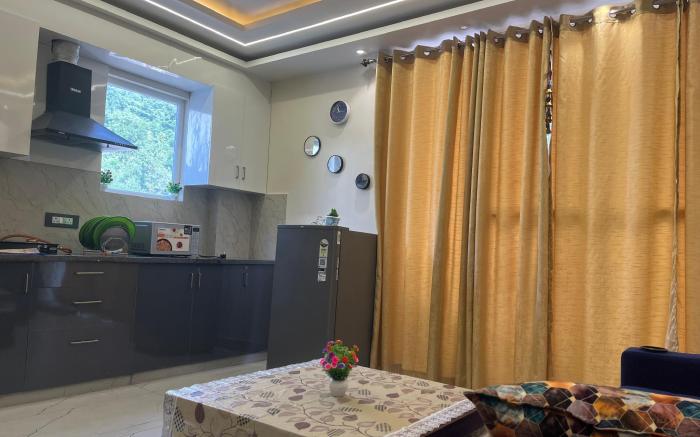 Entire Floor Luxury 3Bedrooms 3Bath Flat  Tapovan