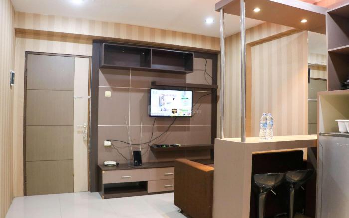 Modern 2BR Gateway Ahmad Yani Cicadas By Travelio