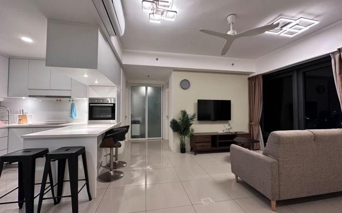 Macalister 218 3BR 9pax 141 WL 