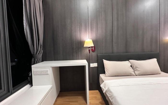 Macalister 218 3BR 9pax 141 WL 