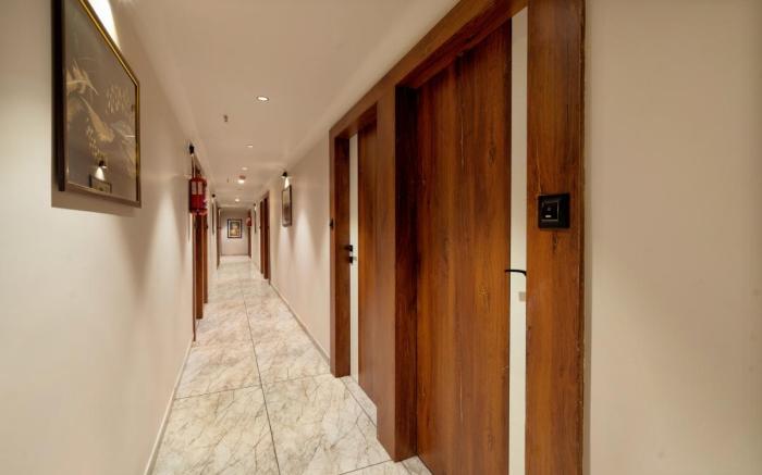 Hotel Royal Crown