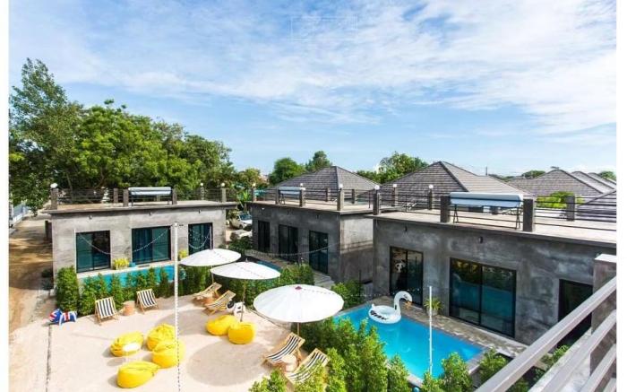 Na Rayong Pool Villa & Camping