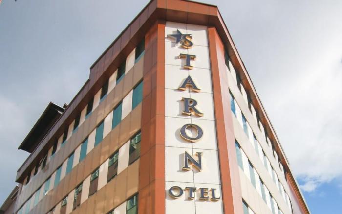 Staron Hotel