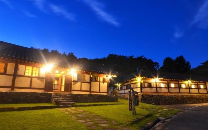 Seocheon Munheon Traditional Hotel