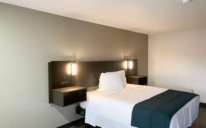 Motel 6 Sandersville, GA