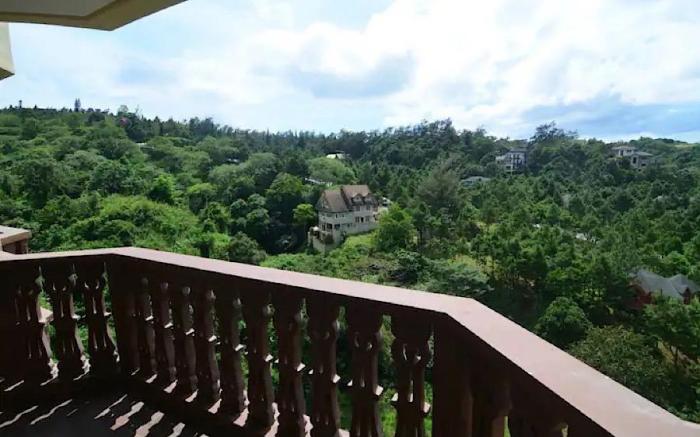 Luxury Crosswinds Resort