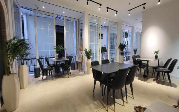 Amy Hue Hotel & Apartment