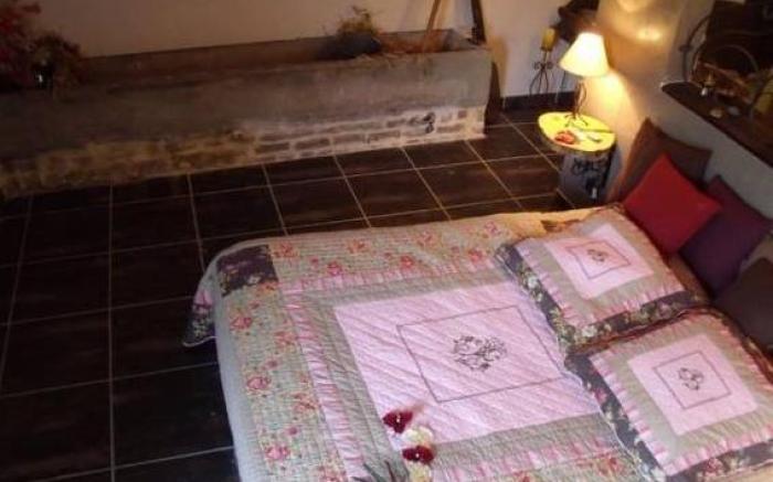 chambres d hotes ,hotel ,Secret d'une Nuit a vicq pres de onnaing,avec piscine