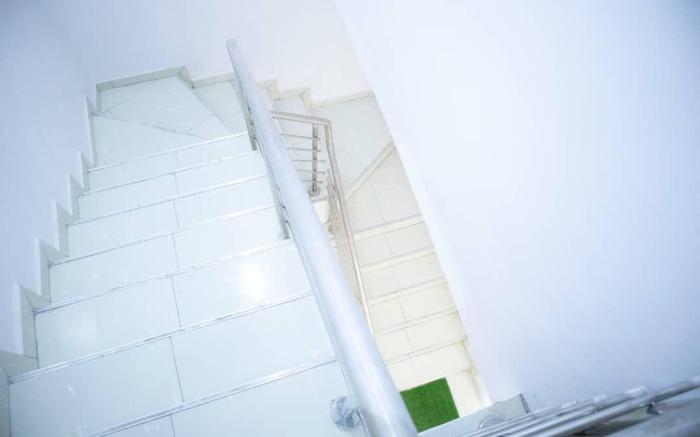 GOLDEN APARTMENT AJAH