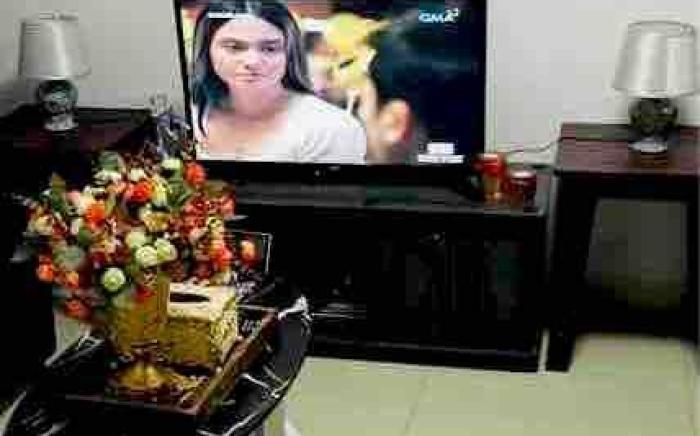 Estien’s cozy condo w/unli wifi, netflix & kitchen