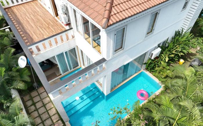 ELIVAAS 3 BHK with Pvt Pool & Caretaker - Miro