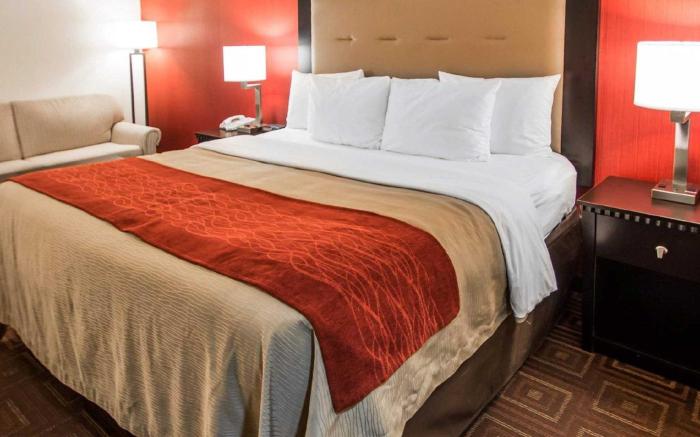 Quality Inn & Suites NJ State Capital Area