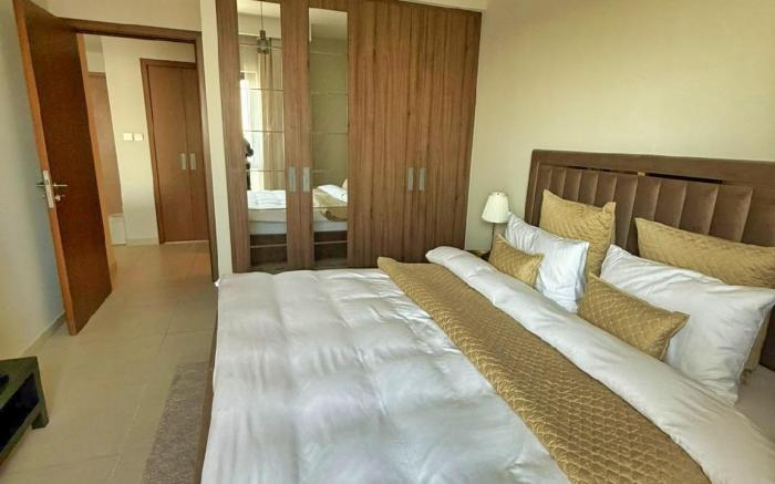 Luxury 1BR Retreat @ Vida Residences - Creek Beach