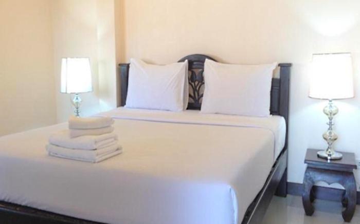 Panupong Hotel