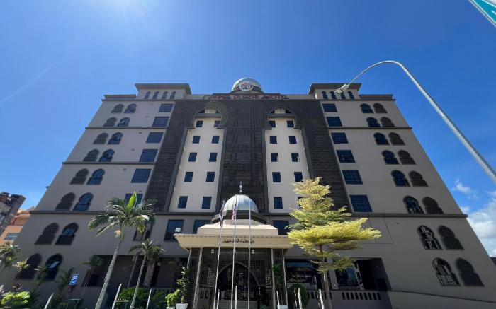 The Grand Puteri Hotel